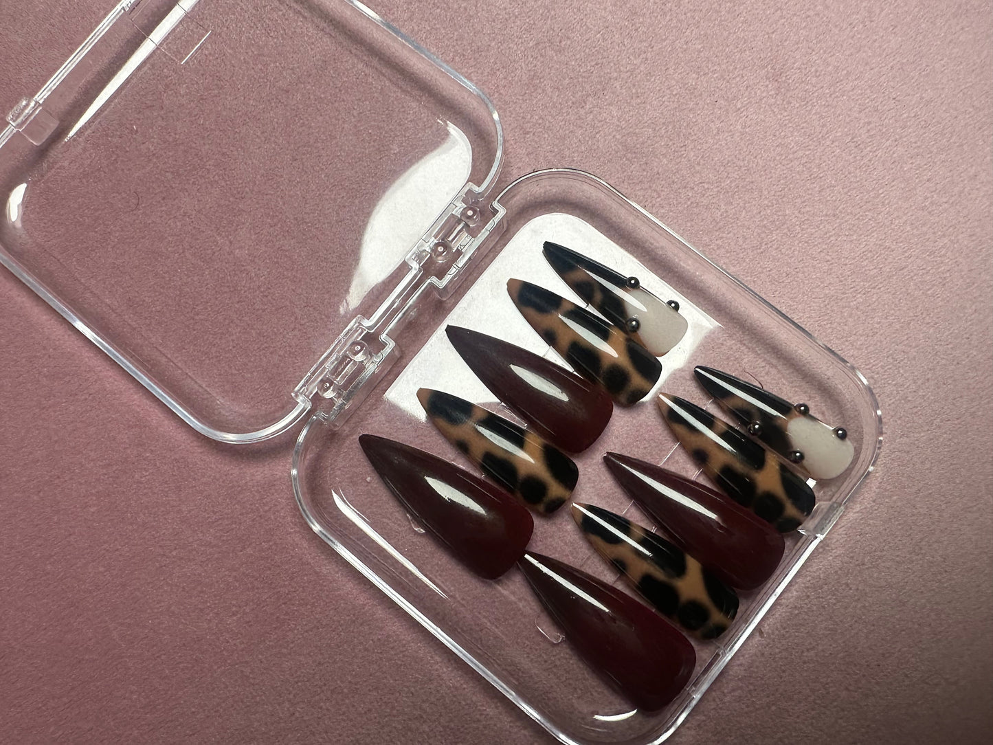 Red Leopard set